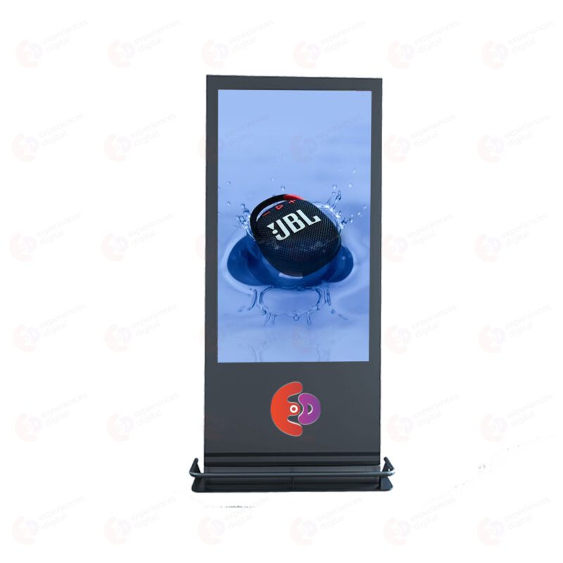 outdoor-digital-kiosk-01
